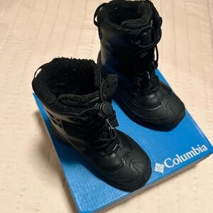 Youth Columbia Snow Boots - Size 2